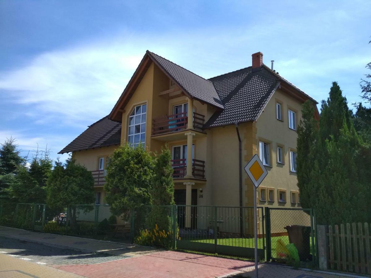Sloneczne Uroczysko Lägenhet Międzywodzie Exteriör bild